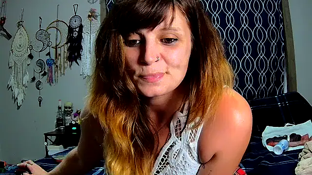 Snapshot of ZeelaXoXo chatting on October 7, 4:39 am ZeelaXoXo online show from October 7, 4:39 am