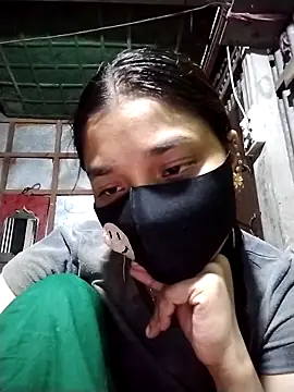 Snapshot of Aruyeshi- chatting on October 8, 8:18 am Aruyeshi- online show from October 8, 8:18 am