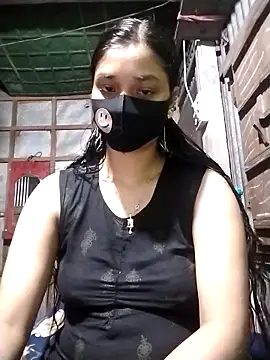 Snapshot of Aruyeshi- chatting on October 3, 4:17 am Aruyeshi- online show from October 3, 4:17 am