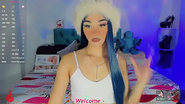 Snapshot of Baby_Aliz chatting on October 13, 2:25 am Baby Aliz online show from October 13, 2:25 am