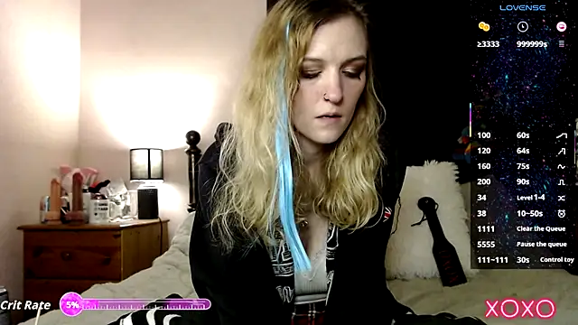 Snapshot of EllieeRose chatting on October 5, 7:52 pm EllieeRose online show from October 5, 7:52 pm