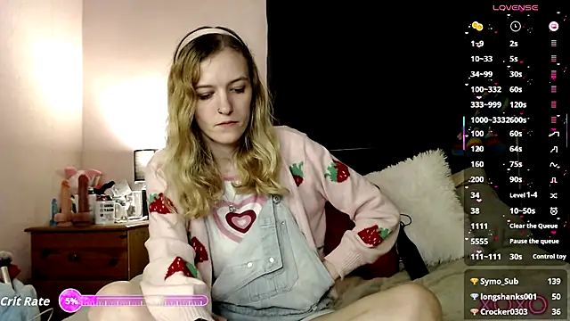 Snapshot of EllieeRose chatting on September 20, 8:29 pm EllieeRose online show from September 20, 8:29 pm