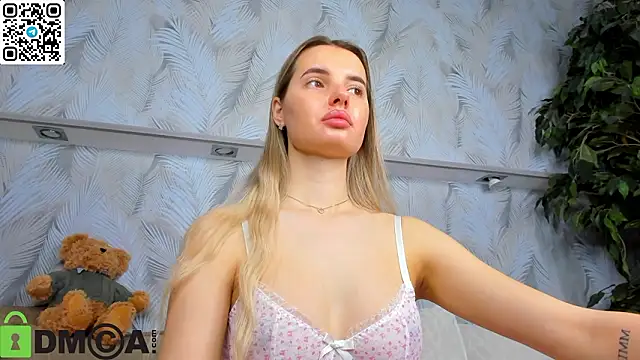 Erika Carpenter online show from February 20, 12:20 am