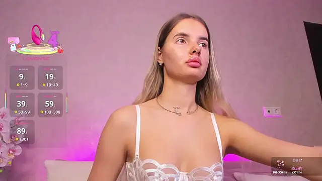 Erika Carpenter online show from September 27, 12:18 am