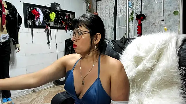 Snapshot of Erlinda-engel chatting on September 11, 12:00 am Erlinda-engel online show from September 11, 12:00 am