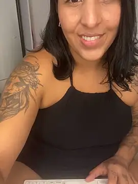 Indiadeusa online show from February 5, 5:49 pm