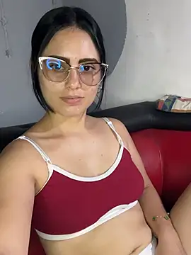 Azuna25 online show from February 25, 8:40 pm