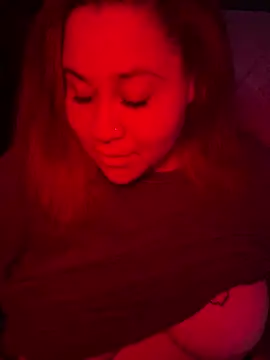 Juicyjordie online show from November 2, 5:33 am