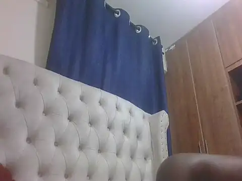 Snapshot of Khorah chatting on September 16, 5:43 pm Khorah online show from September 16, 5:43 pm