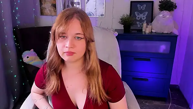 AlicePopsy online show from November 6, 8:59 pm