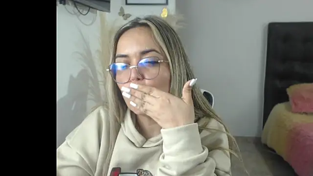 samy vsn online show from December 19, 12:37 am