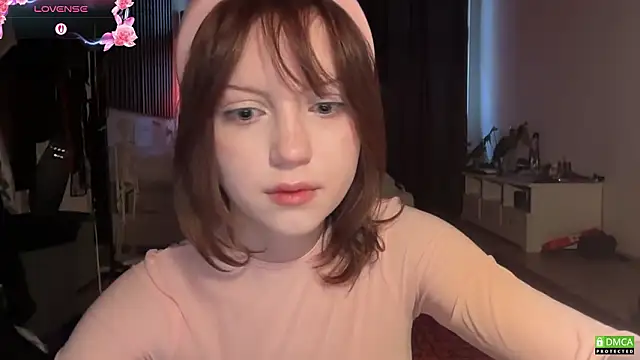 electric babe online show from March 3, 2:45 pm