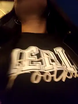 Snapshot of _elektrah chatting on October 17, 11:08 pm  elektrah online show from October 17, 11:08 pm