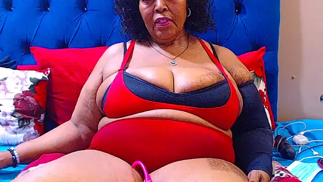 Snapshot of ebonycandy10 chatting on October 17, 6:05 am ebonycandy10 online show from October 17, 6:05 am