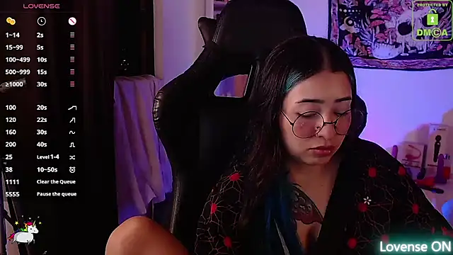 Snapshot of sweetcoralinee chatting on October 9, 11:53 pm sweetcoralinee online show from October 9, 11:53 pm
