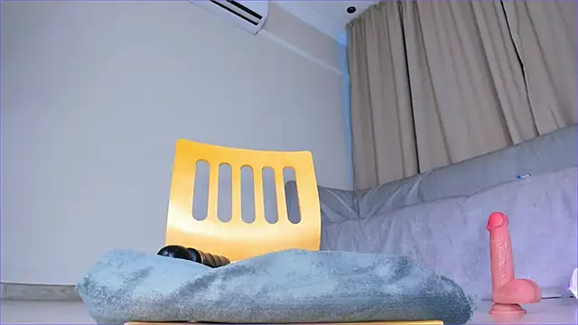 Cherrypie 001 online show from April 12, 7:55 am