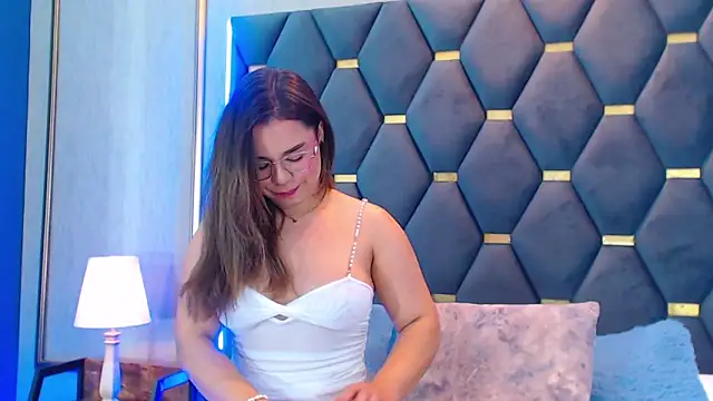 ThaniaJones online show from November 12, 12:14 pm