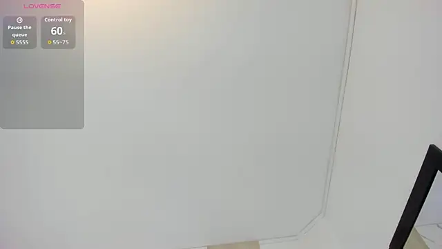 EmiliWilliams online show from February 5, 11:30 pm