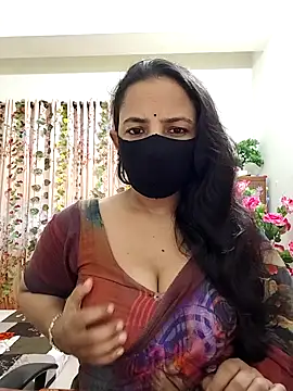 Snapshot of Payel-Sen chatting on September 17, 7:28 am Payel-Sen online show from September 17, 7:28 am