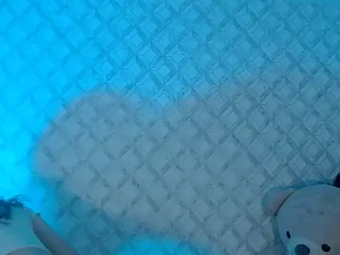 Emma-Wilson online show from October 28, 4:29 am