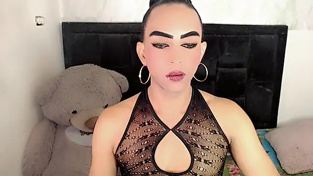 Snapshot of Michell_Queen chatting on September 26, 2:42 am Michell Queen online show from September 26, 2:42 am