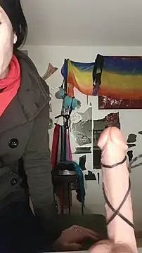 freyamoret online show from January 8, 4:49 am