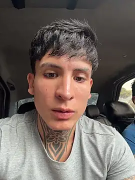  Tomy08calderon online show from December 18, 6:23 pm