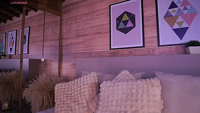 AmmyScott online show from December 4, 8:09 pm