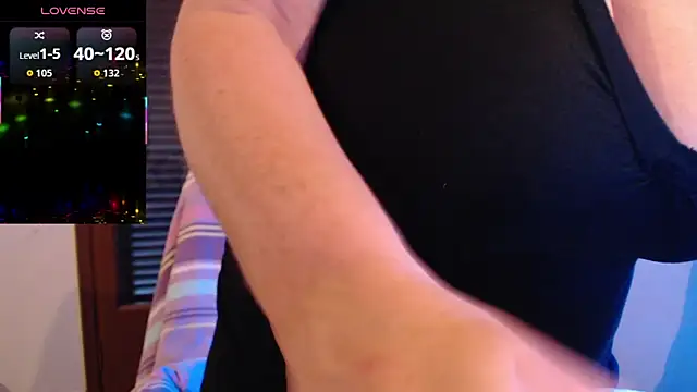 JennaDeluxe online show from April 13, 4:03 am