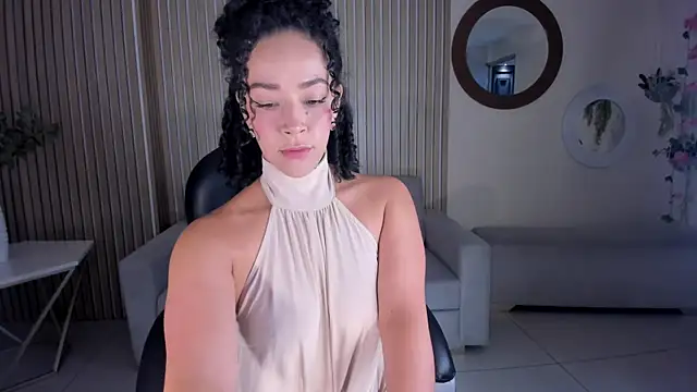 Snapshot of AlessaRomero chatting on September 23, 8:07 pm AlessaRomero online show from September 23, 8:07 pm