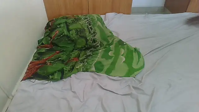 Fine assie online show from March 28, 11:43 am