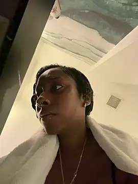 Your Paris online show from February 27, 2:06 pm