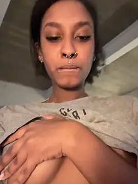 Your Paris online show from December 15, 3:39 pm