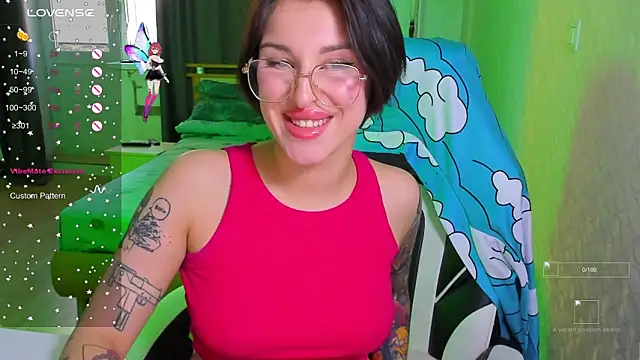 folinskayyya online show from October 12, 6:27 am