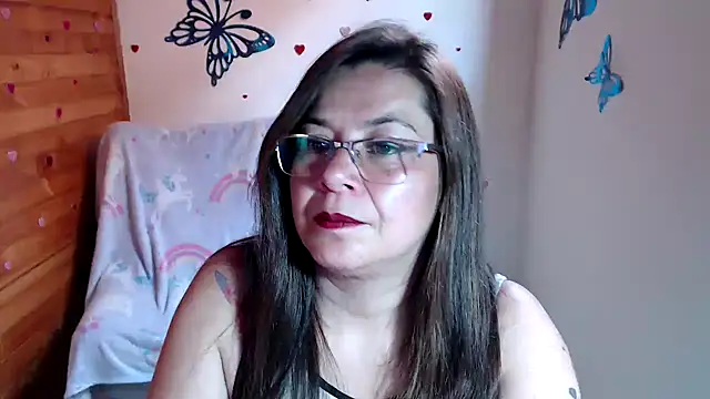 lilisa777 online show from February 5, 9:18 pm