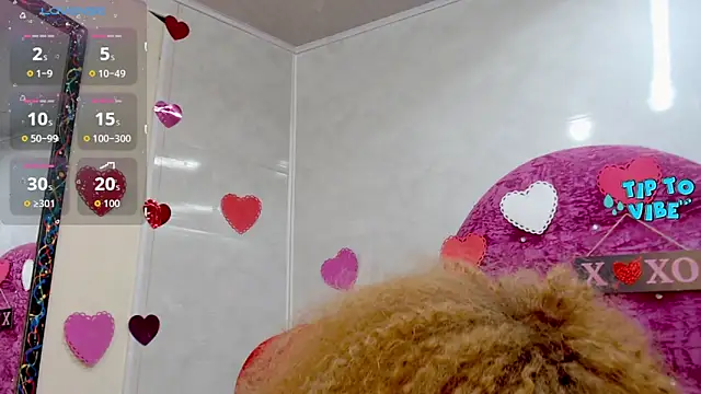 Snapshot of Litzy_Curly chatting on September 14, 3:43 pm Litzy Curly online show from September 14, 3:43 pm