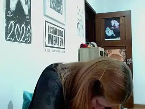 ViioletaMora online show from April 11, 6:30 am