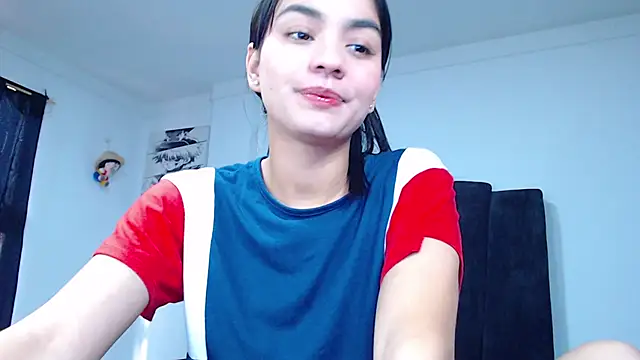Snapshot of Ariel_Zeo1 chatting on October 14, 8:22 pm Ariel Zeo1 online show from October 14, 8:22 pm