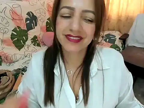 Snapshot of MonicaGarcia_ chatting on September 29, 8:58 pm MonicaGarcia online show from September 29, 8:58 pm