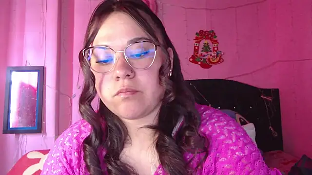 NikkiRous  online show from January 9, 6:01 pm