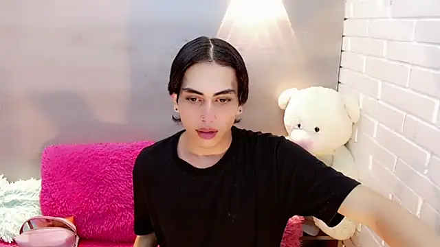 Snapshot of Daniela_Pink_ chatting on October 7, 8:02 pm Daniela Pink online show from October 7, 8:02 pm