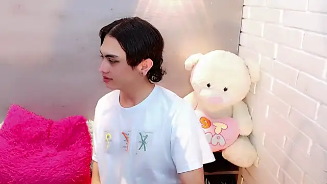 Snapshot of Daniela_Pink_ chatting on October 11, 8:22 pm Daniela Pink online show from October 11, 8:22 pm