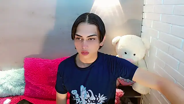 Snapshot of Daniela_Pink_ chatting on October 16, 7:49 pm Daniela Pink online show from October 16, 7:49 pm