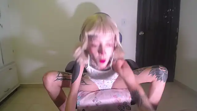 barbara anal squirt  online show from October 10, 4:56 pm