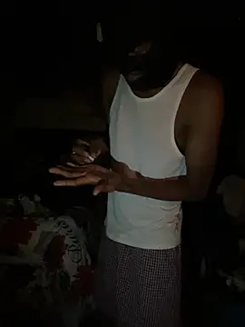 Gifttheskimaskboy online show from May 2, 7:17 pm