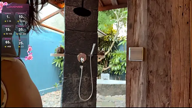  intelligencer  online show from April 6, 9:32 am