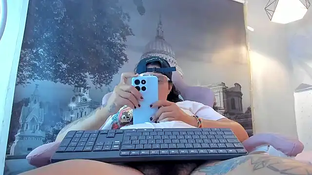 snowflake xxx online show from October 3, 3:22 am