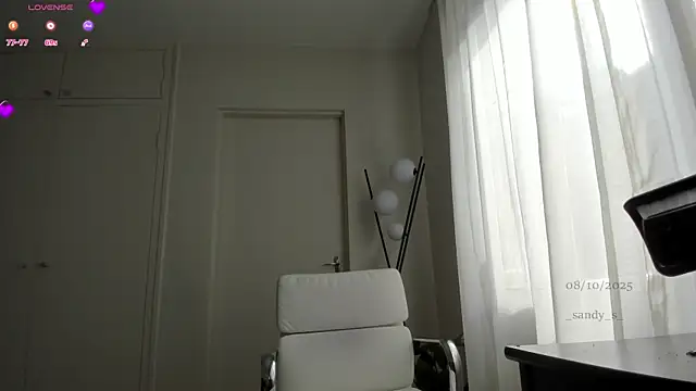 Snapshot of _sandy_s chatting on October 10, 11:20 pm sandy s online show from October 10, 11:20 pm