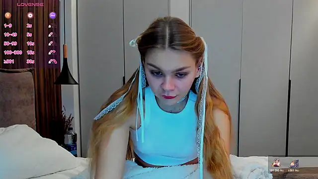 Molly sweetie online show from November 8, 7:13 am