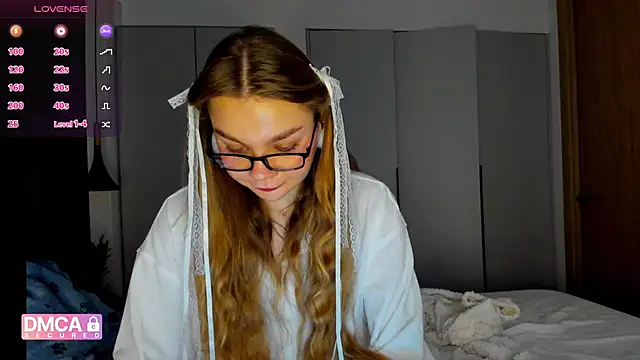 Molly sweetie online show from January 19, 7:48 am